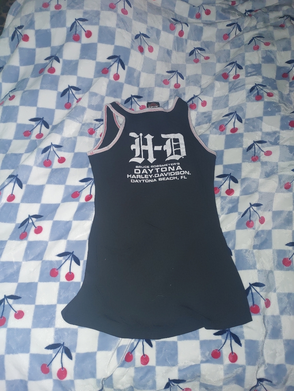 Harley-Davidson Black Tank Top with Pink Trim and Pink Graphic - Picture 3 of 5